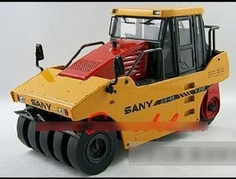 P510 Free shipping 135 China SANY YL25C Pneumatic tyre roller.jpg
