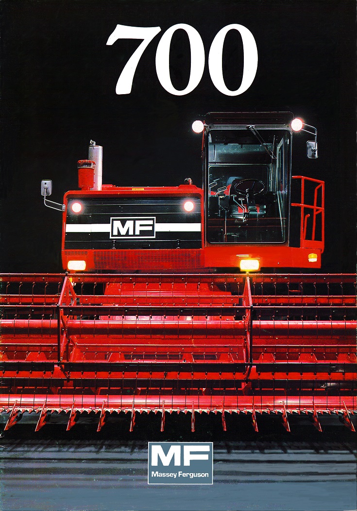 moissonneuse MF 700 serie 3.jpg